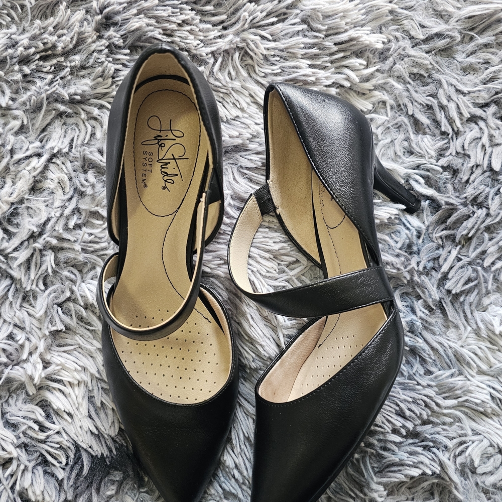 Life Stride Black Cross-Strap Heels